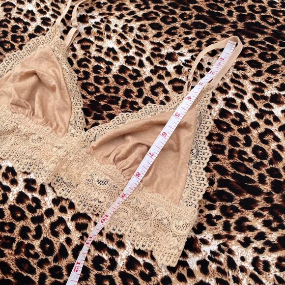 tan lace bralette - Picture 5 of 6